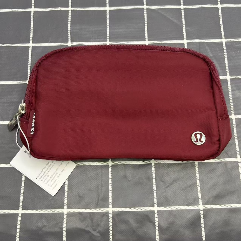 lululemon athletica Men's Deep Red Toiletry Bag